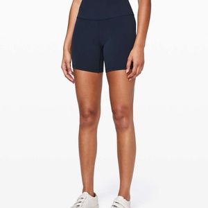 Align 6" shorts - size 4